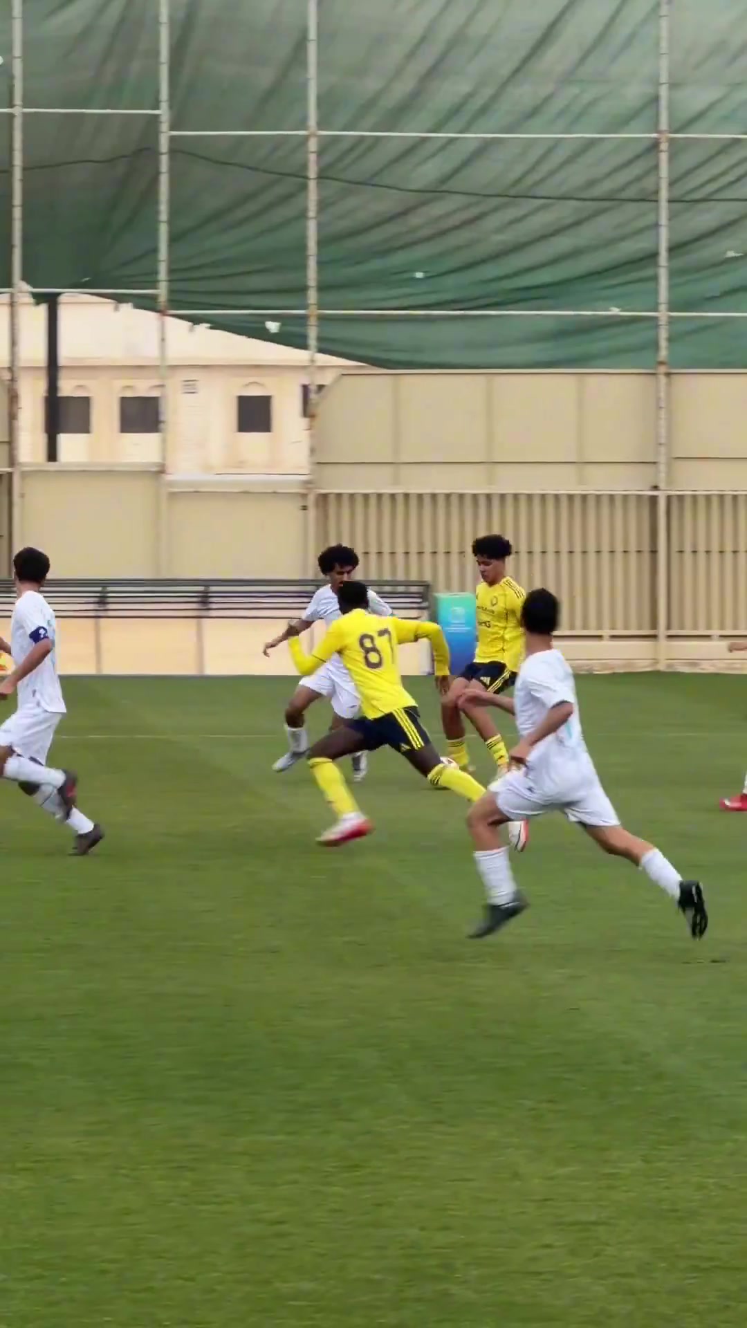 乐彩网预测-迷你罗奔袭半场送手术刀般助攻！433：真是有其父必有其子