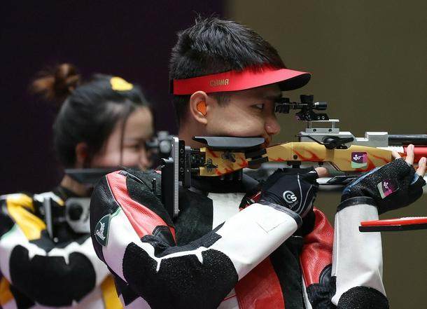 乐彩网娱乐体验-顶住重压后程发力 杨倩杨皓然力挫美国组合再添金