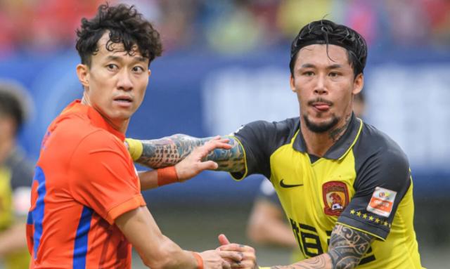 乐彩网官网-王小二过年!广州队两战拿一分 不掉队就算成功?